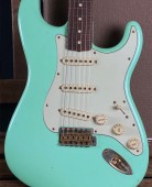 Fender Masterbuilt Yuriy Shishkov 62 Stratocaster Journeyman Relic Surf Green Brazilian Rosewood
